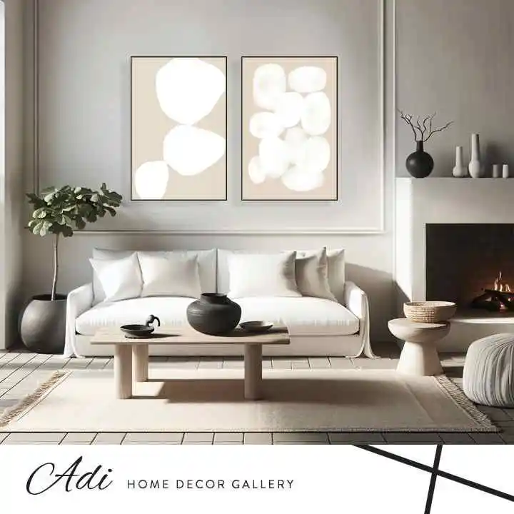 זוג תמונות בסגנון האבסטרקט עיגולים לבנים רקע חום בהיר