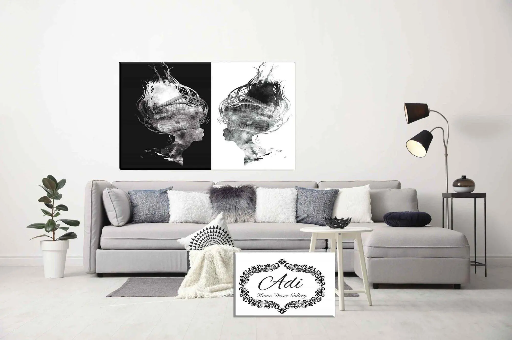 זוג תמונות של דמויות שחור לבן