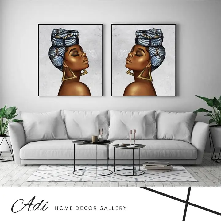 חובקות עולם זוג