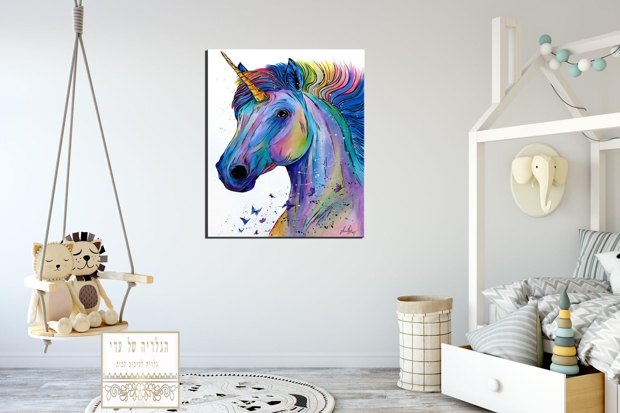 תמונה של חד קרן צבעוני