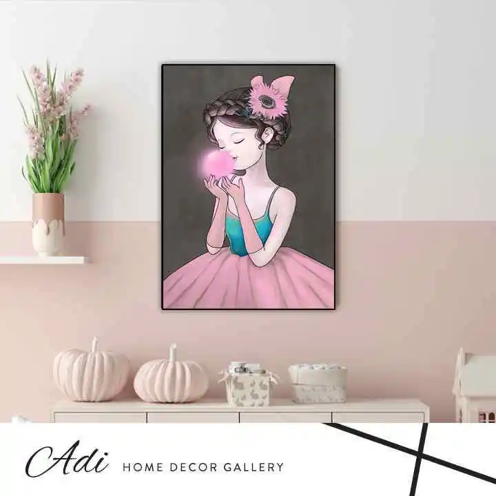 תמונת קנבס ילדה עם מסטיק ורוד