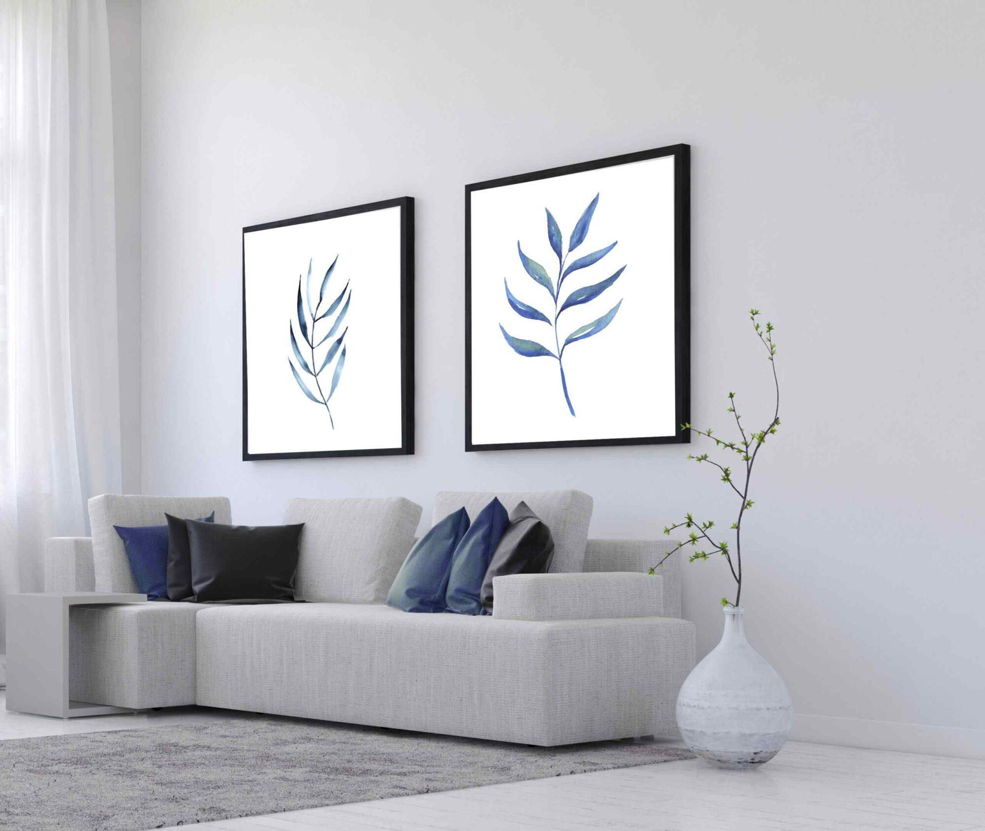 זוג תמונות עלים בגווני תכול רקע בהיר