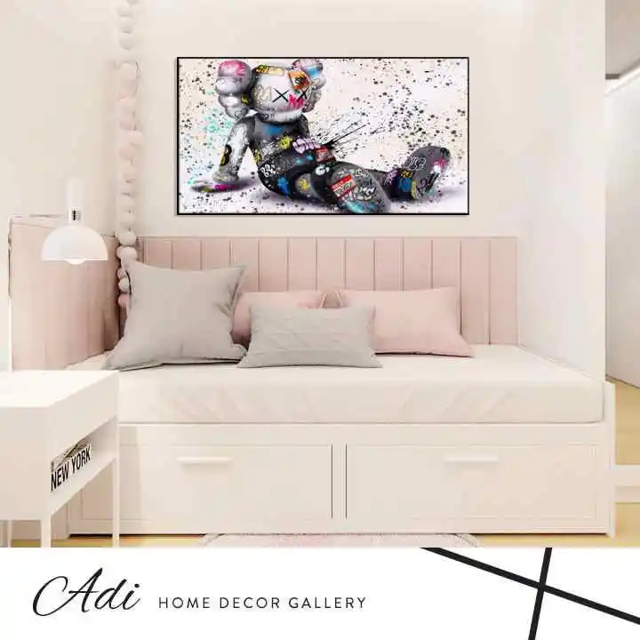 תמונה של KAWS גרפיטי צבעונית