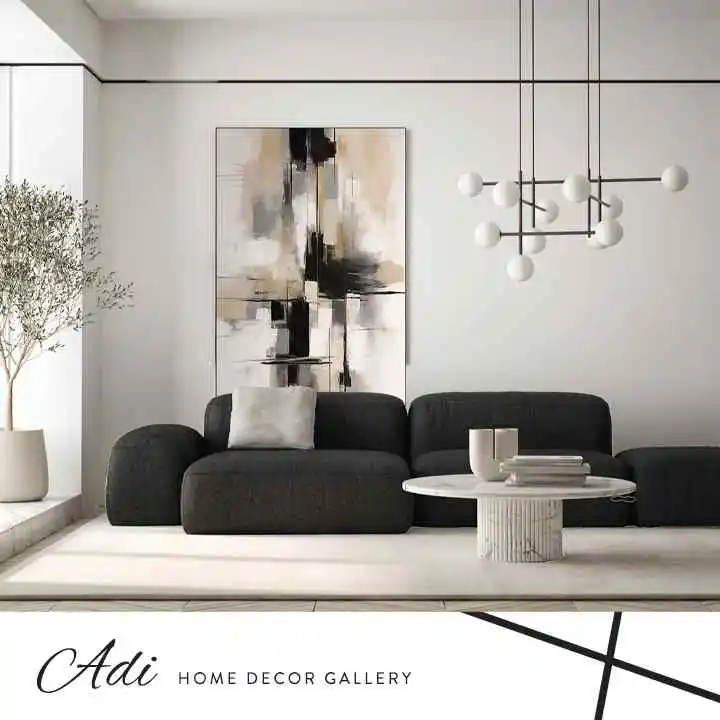 תמונת אבסטרקט גדולה בגוונים שחור שמנת אפור חום