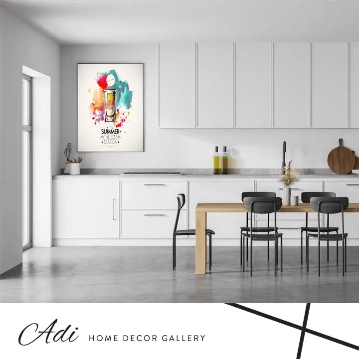 תמונה של כוס משקה צבעוני כמו פיצוץ