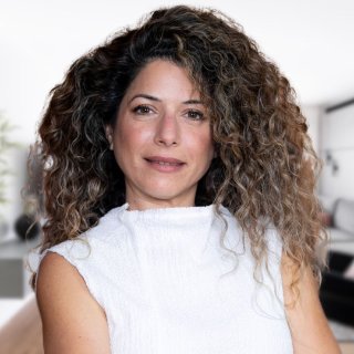 שני – Studio Nisha